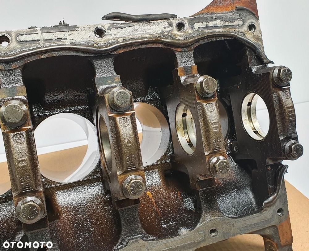 BLOK SILNIKA FIAT PANDA II 1.1 8V 187A1000 55211742 - 9