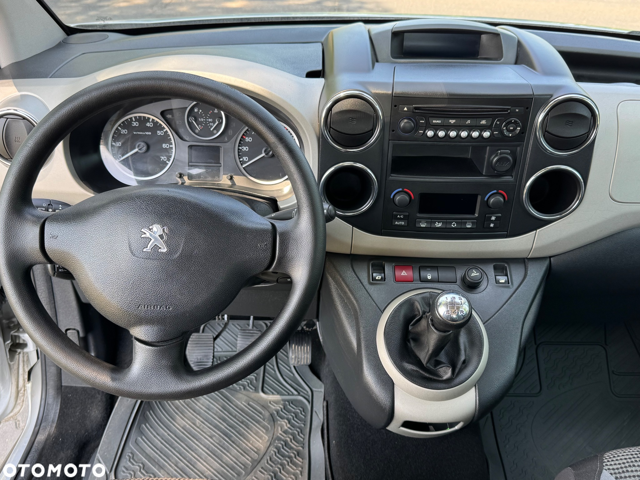 Peugeot Partner 1.6 HDi Outdoor - 13