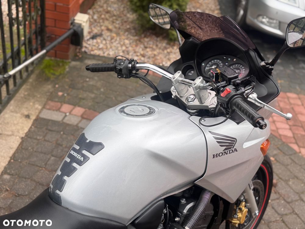 Honda CBF - 14