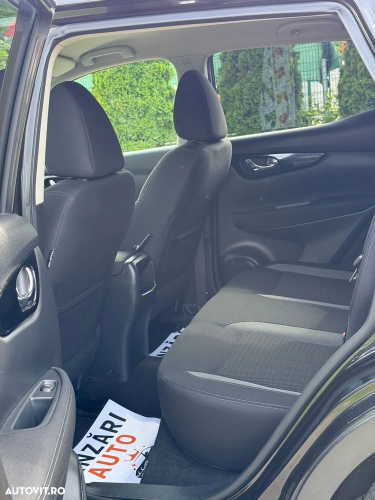 Nissan Qashqai 1.5 DCI Start/Stop N-Connecta - 11