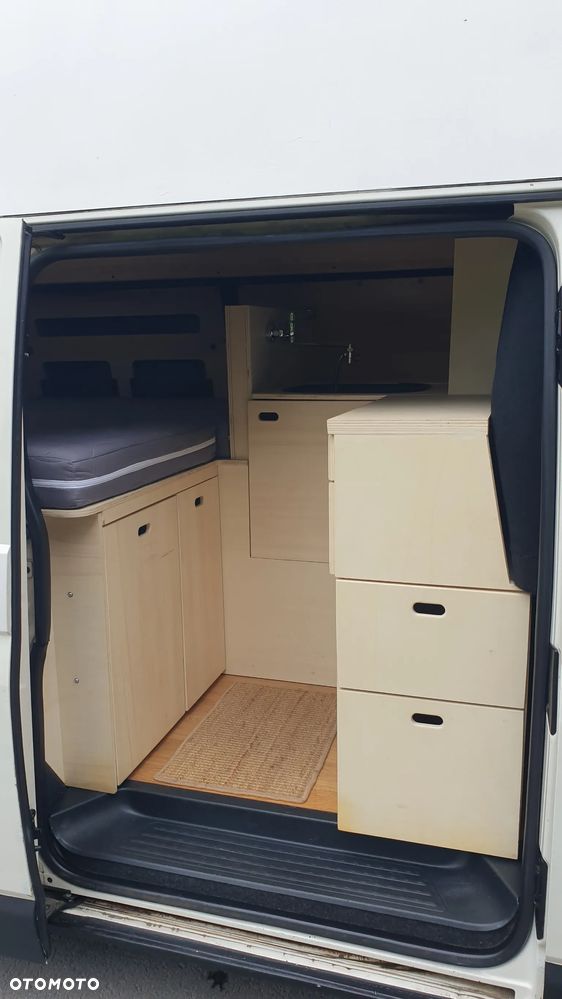 Volkswagen Transporter Caravelle Kurz (5.Si.) - 29