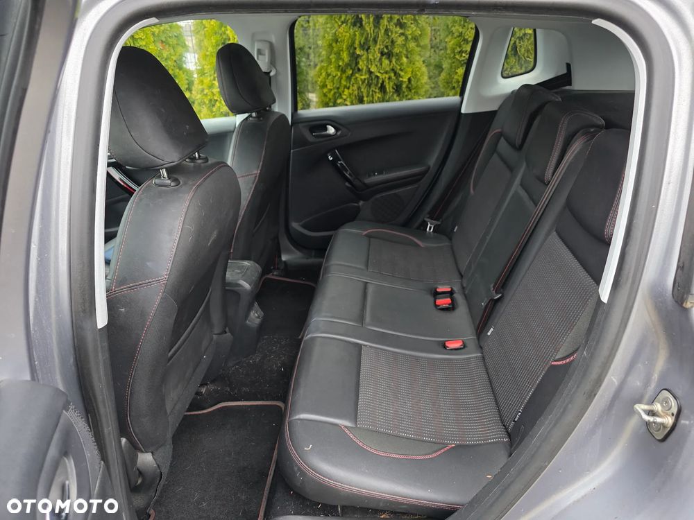 Peugeot 2008 PureTech 110 Stop&Start EAT6 GT-Line Edition - 12