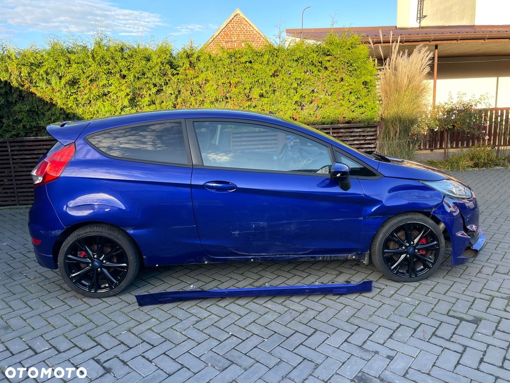Ford Fiesta 3-Türer ST - 9