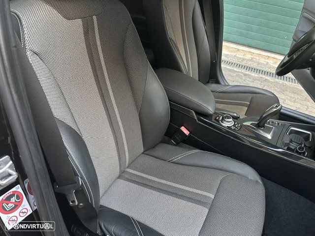 BMW 116 d Line Urban Auto - 26