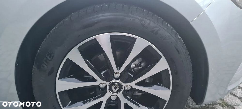 Renault Clio - 14