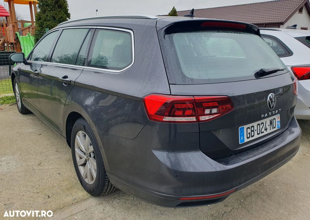 Volkswagen Passat Variant 2.0 TDI SCR DSG Business - 15