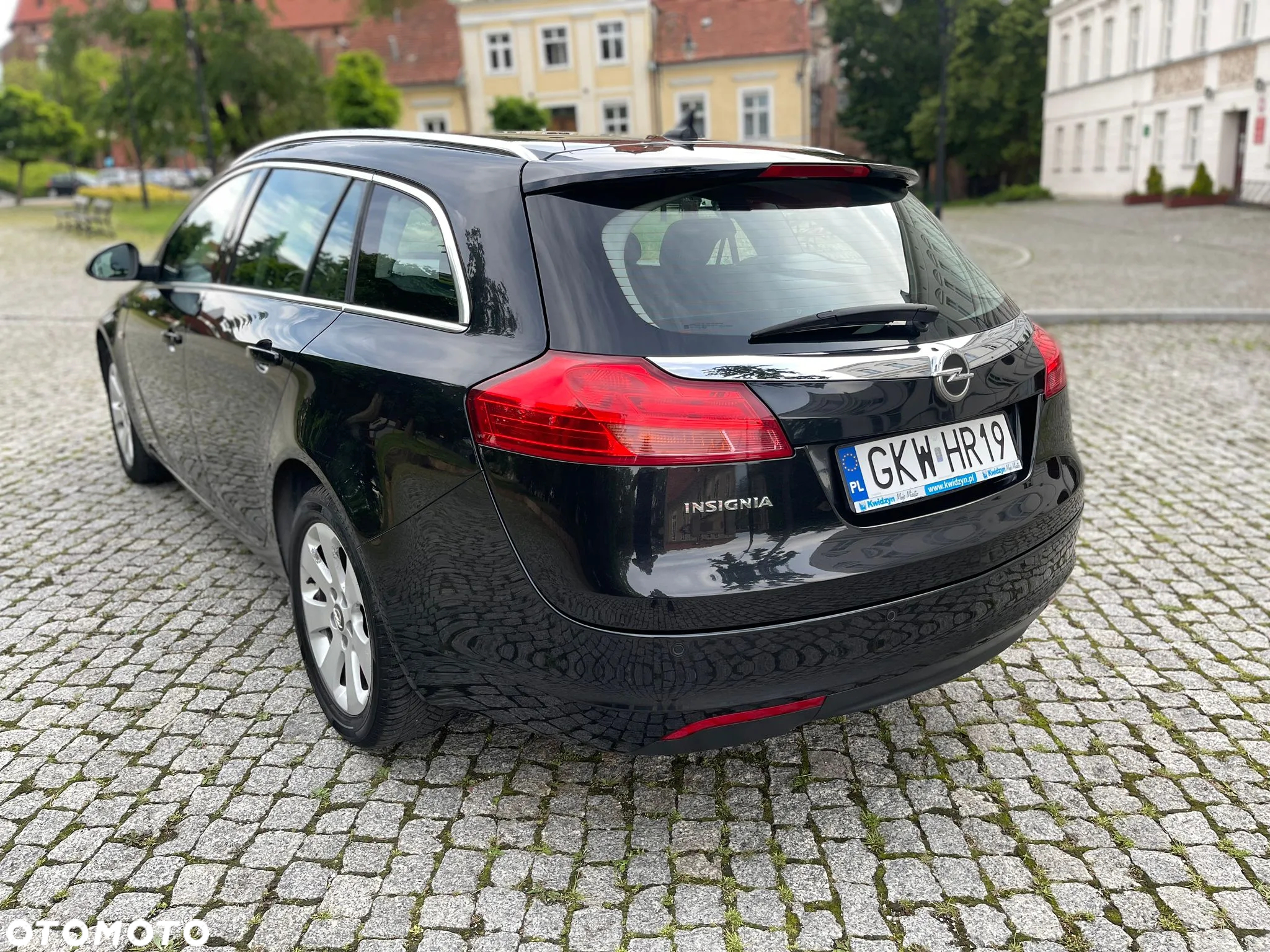 Opel Insignia 1.6 Sports Tourer Design Edition - 9