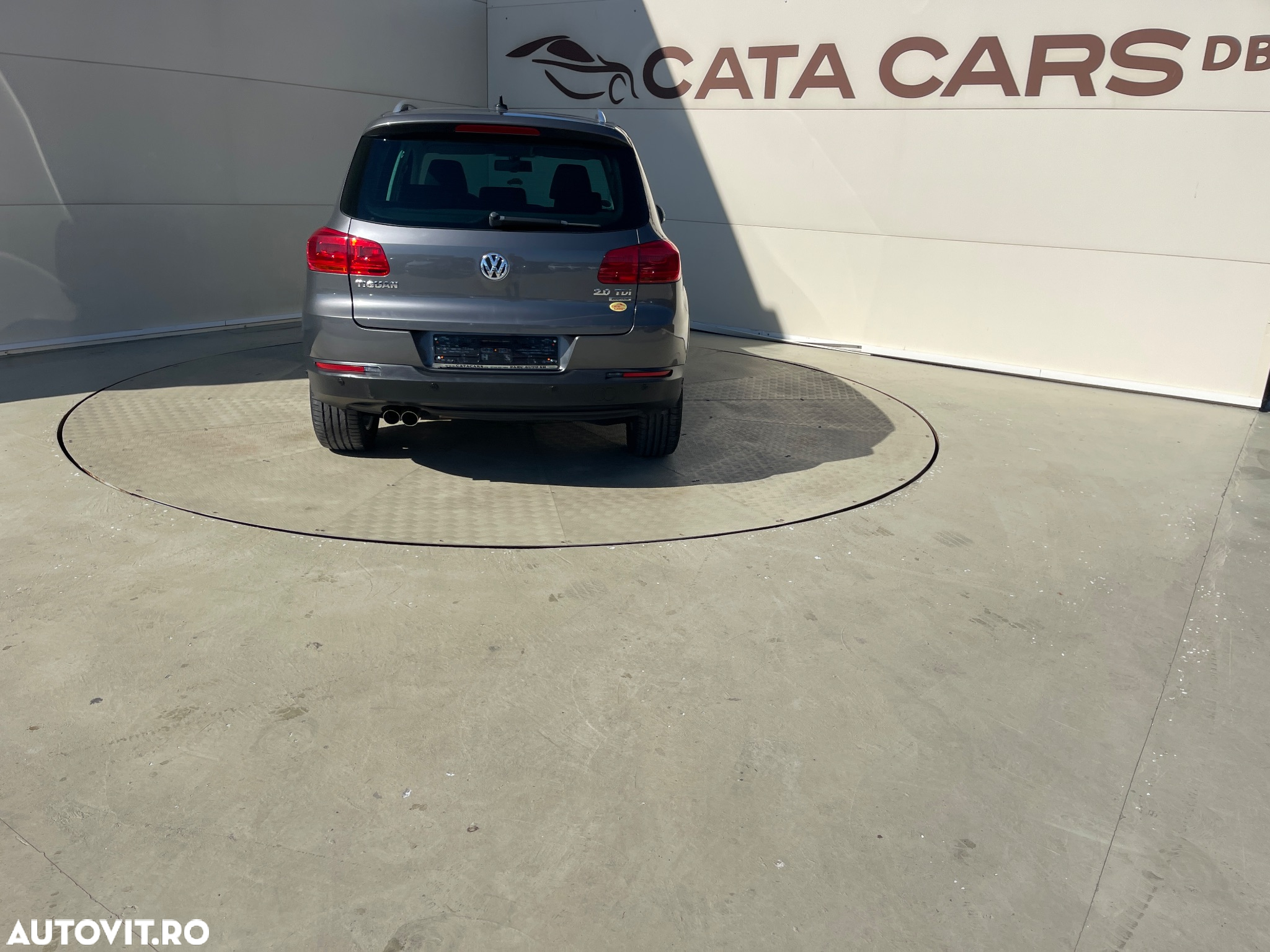 Volkswagen Tiguan 2.0 TDI DPF 4Motion BlueMotion Technology DSG Cup Sport & Style - 12