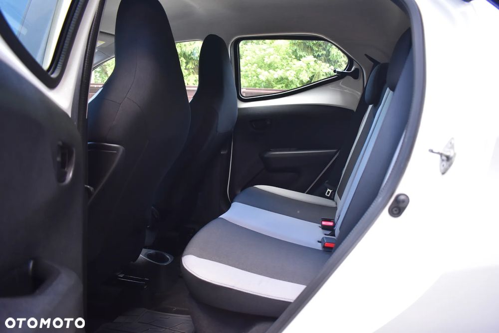 Toyota Aygo - 16