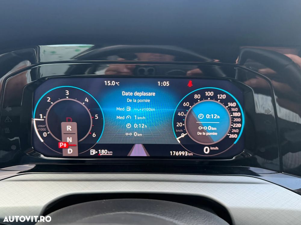 Volkswagen Golf 2.0 TDI SCR DSG Life - 10
