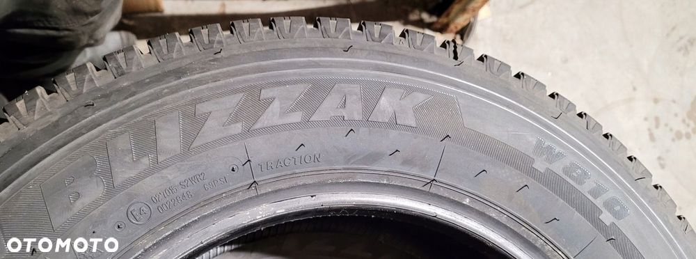 4x Bridgestone Blizzak W810 205/65R16C 107/105T Z649A - 8