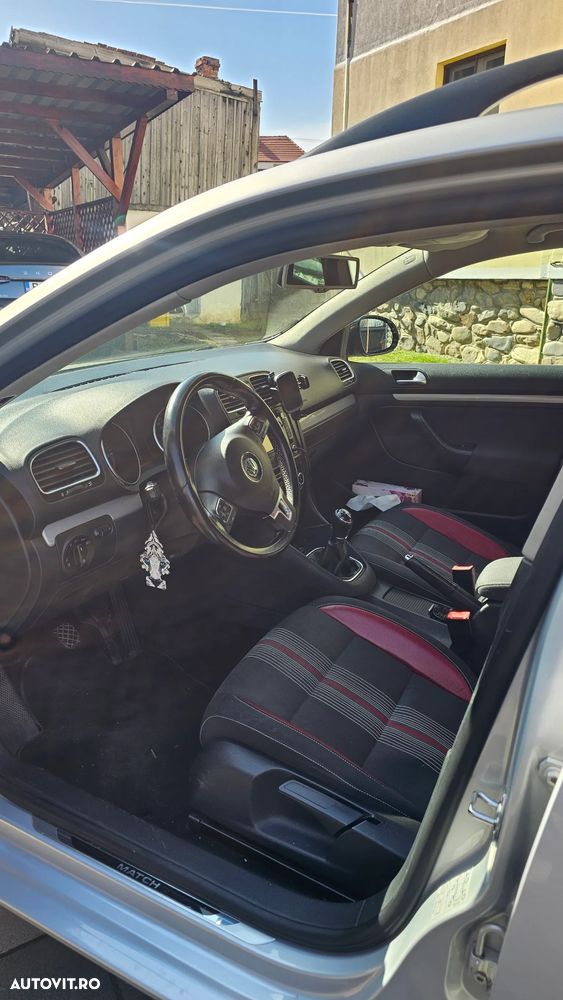 Volkswagen Golf 2.0 TDI DPF Comfortline - 8