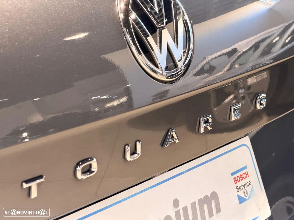 VW Touareg 3.0 TDI V6 R-Line - 9