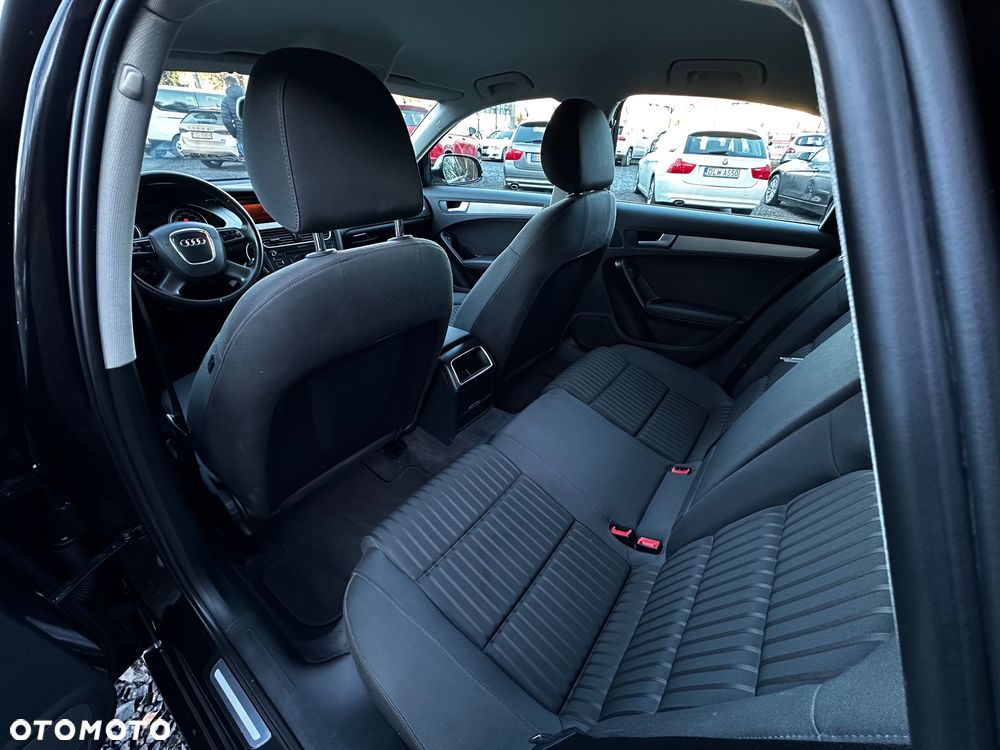 Audi A4 Limousine 2.0 TDI - 12