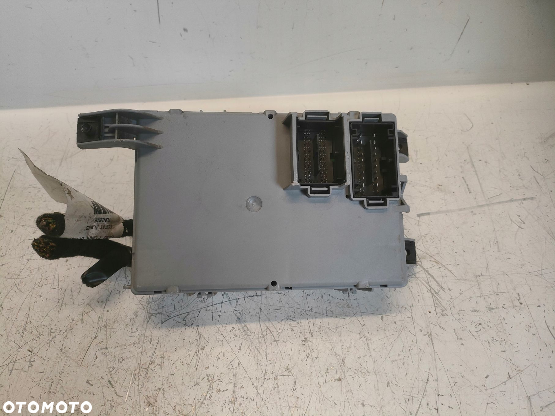 FIAT GRANDE PUNTO 05- 1.4 MODUŁ BSI SKRZYNKA BEZPIECZNIKÓW 00518263170 - 6