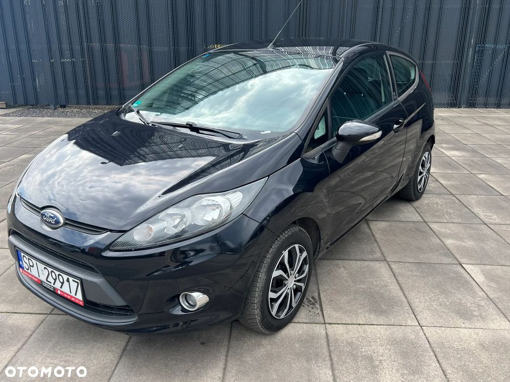 Ford Fiesta 1.25 Champions Edition - 26