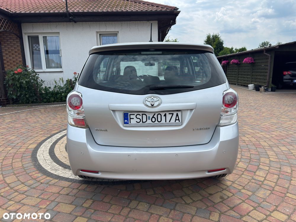 Toyota Verso - 7