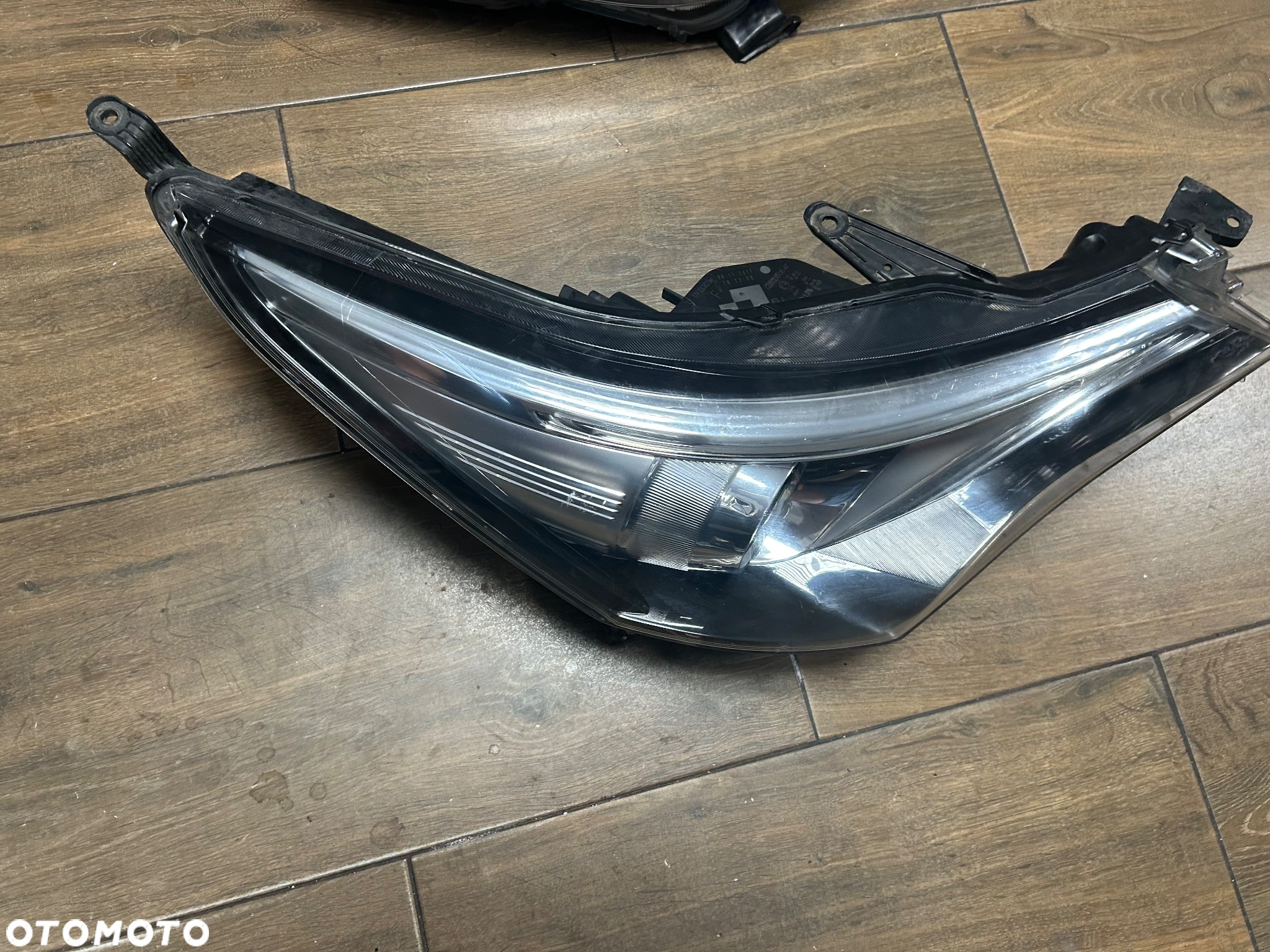 TOYOTA AVENSIS III LIFT 2015-2018 T27 LAMPA PR.FULL LED IGLA ORG - 2