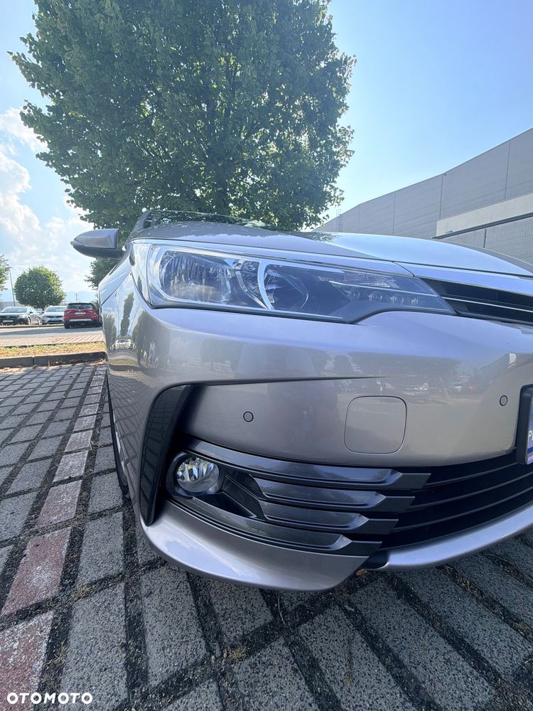 Toyota Corolla 1.6 Comfort - 6