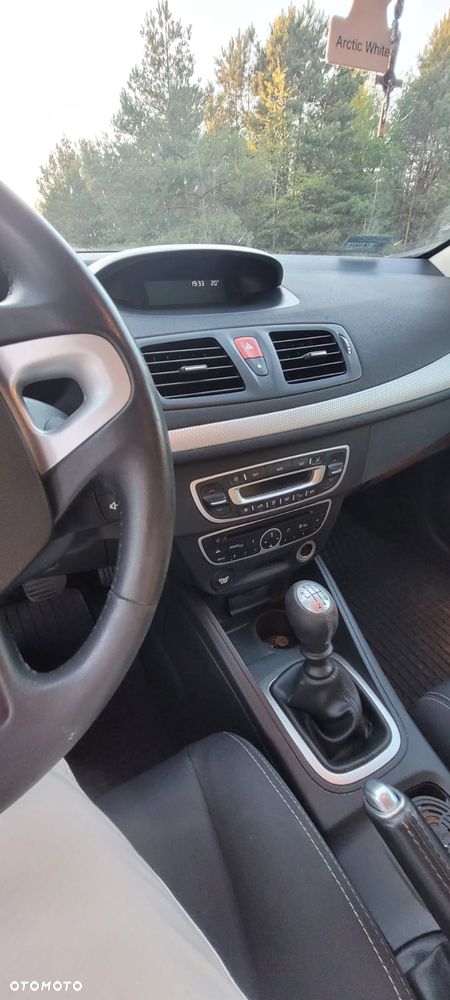 Renault Megane 1.6 16V 110 Dynamique - 4