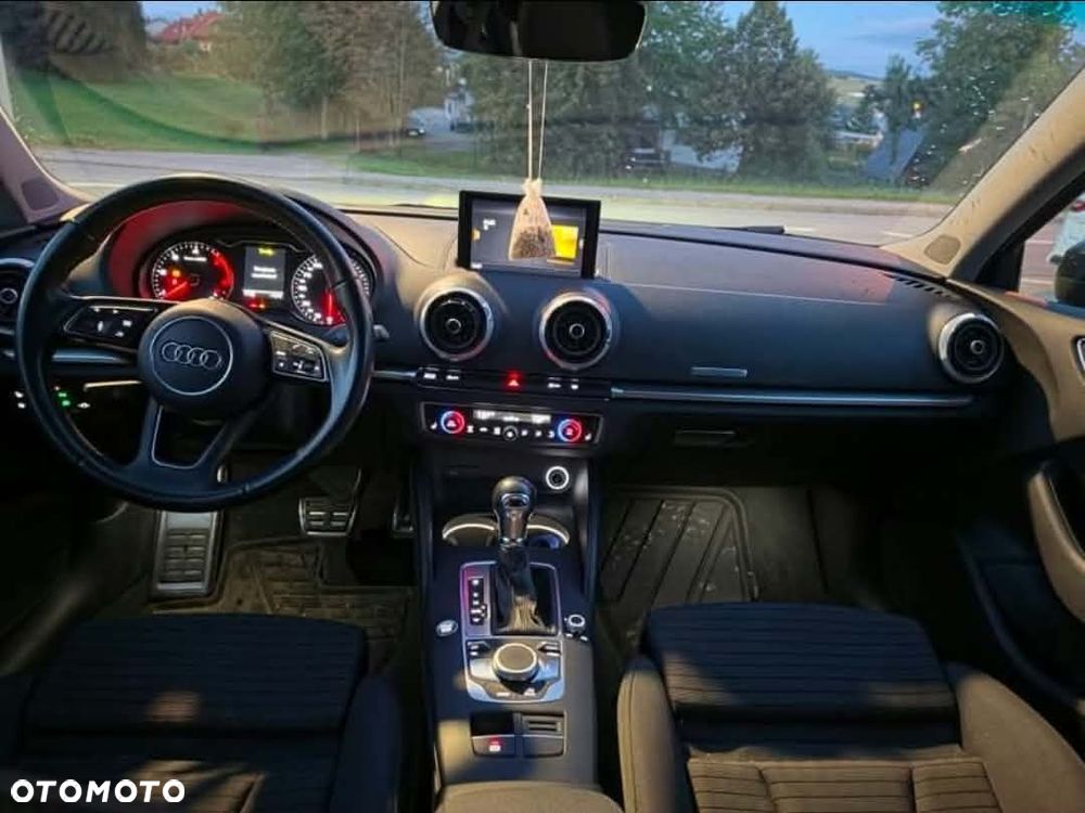 Audi A3 Sportback - 8