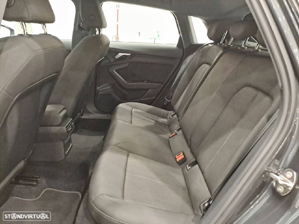 Audi A3 Sportback 30 TDI - 10
