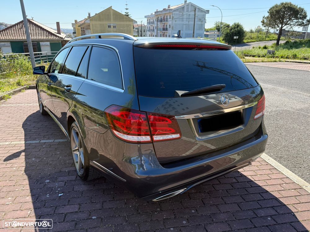 Mercedes-Benz E 200 - 12