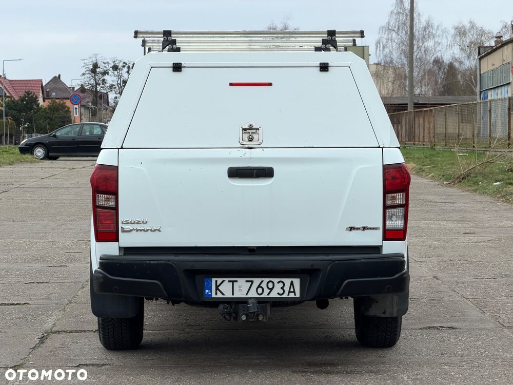 Isuzu D-Max 2.5 DC L - 8