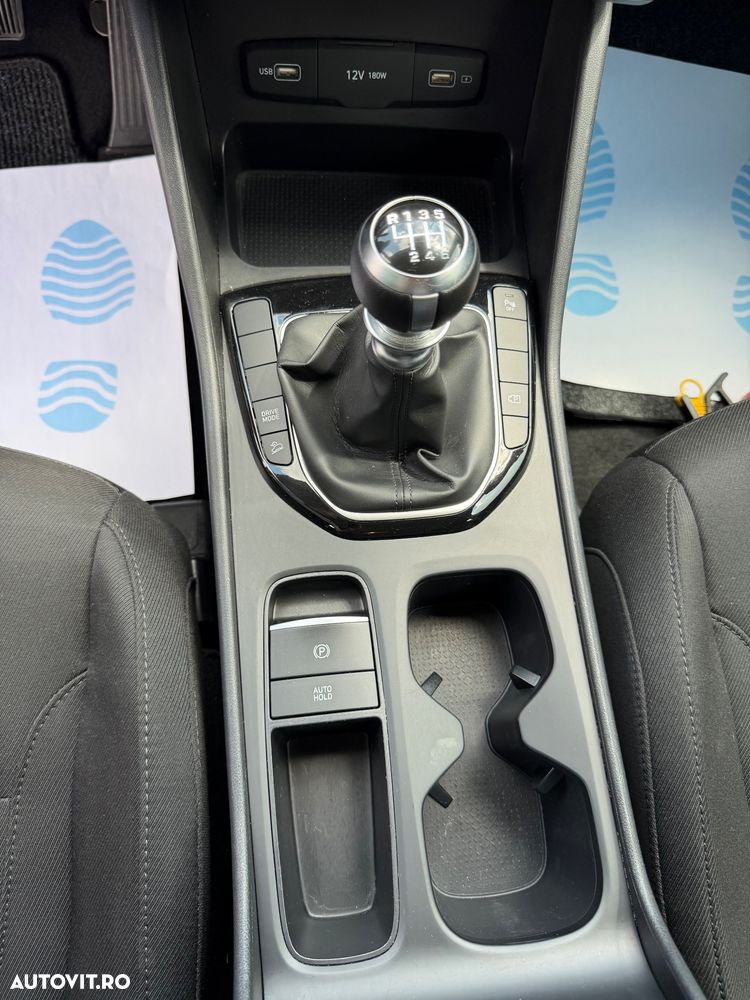 Hyundai Tucson blue 1.6 CRDi 2WD Pure - 26