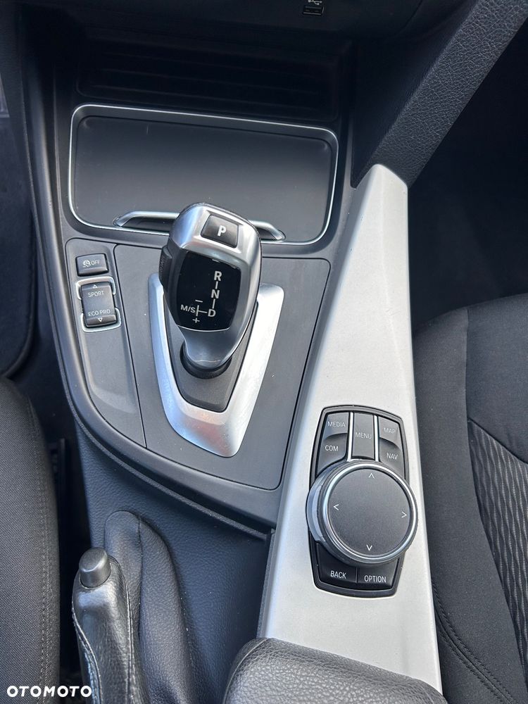 BMW Seria 3 318d Advantage - 9