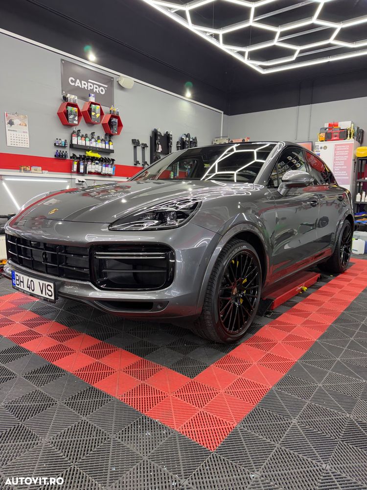 Porsche Cayenne 2020 photo 2