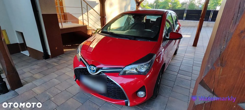 Toyota Yaris Hybrid 100 Premium EU6 - 4