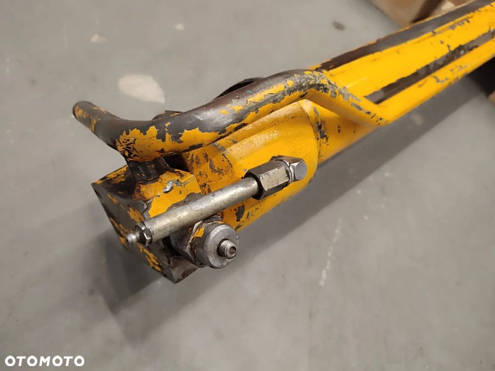 Siłownik wysuwu masztu 2130 0009 BK8 JCB 540-70 - 5