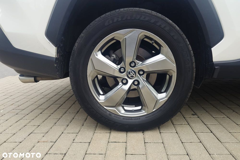 Toyota RAV4 - 9
