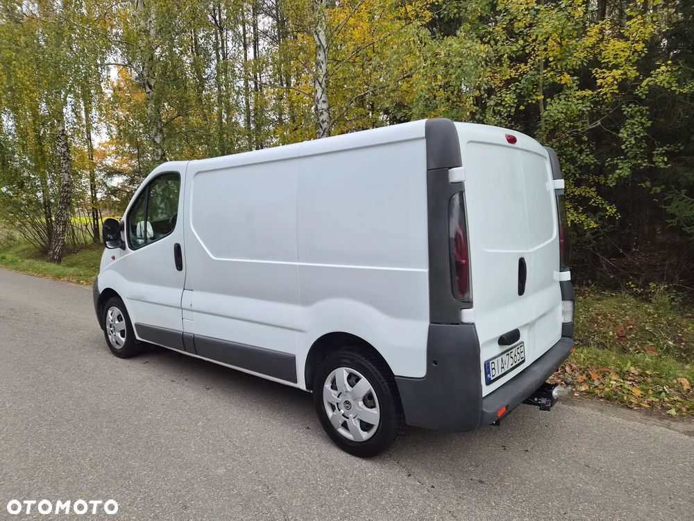 Opel Vivaro - 16