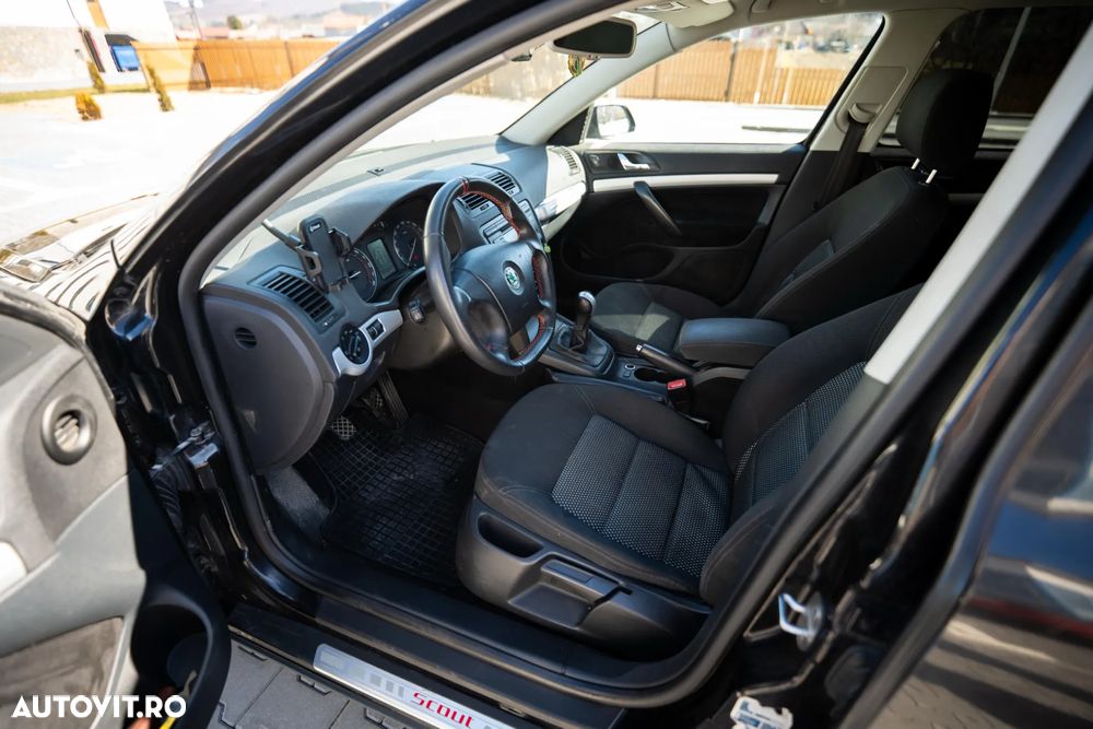 Skoda Octavia 2.0 TDI DPF Ambient 4x4 - 12