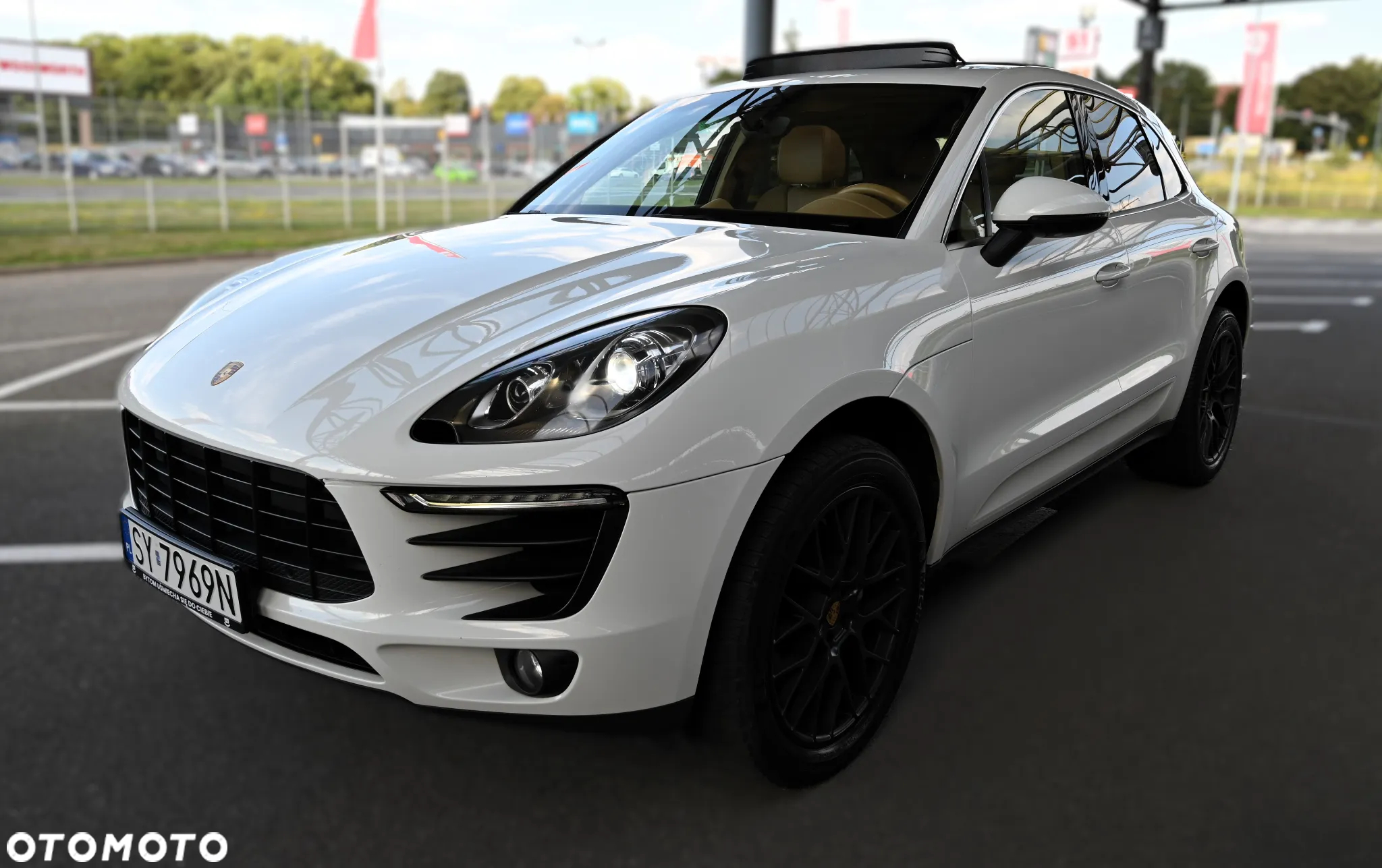 Porsche Macan - 8