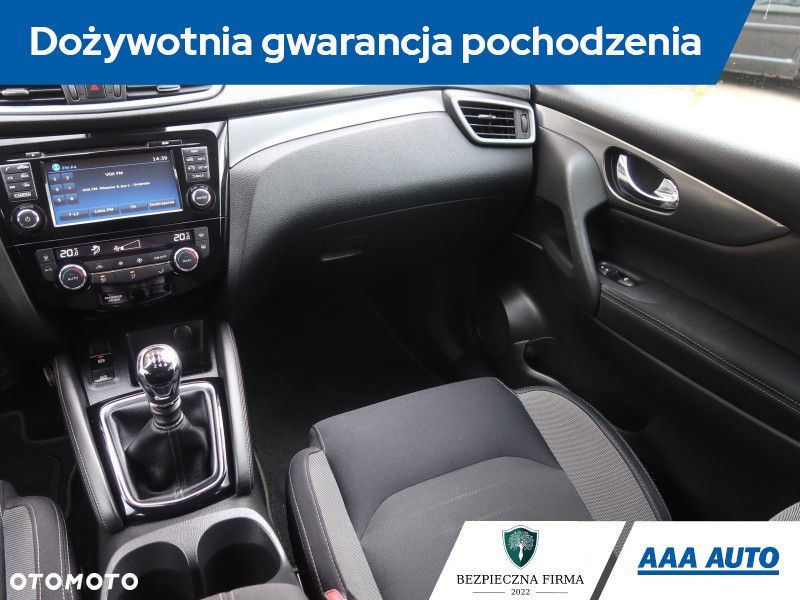 Nissan Qashqai - 10