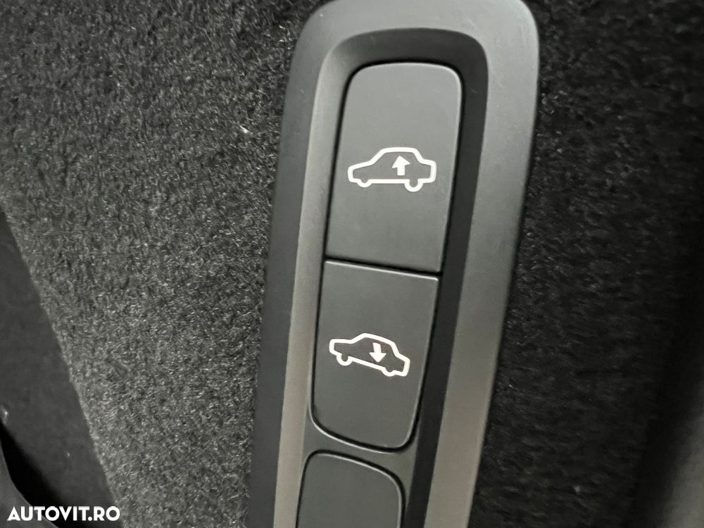 Volvo XC 90 B5 MHEV AWD 5 locuri R-Design - 10