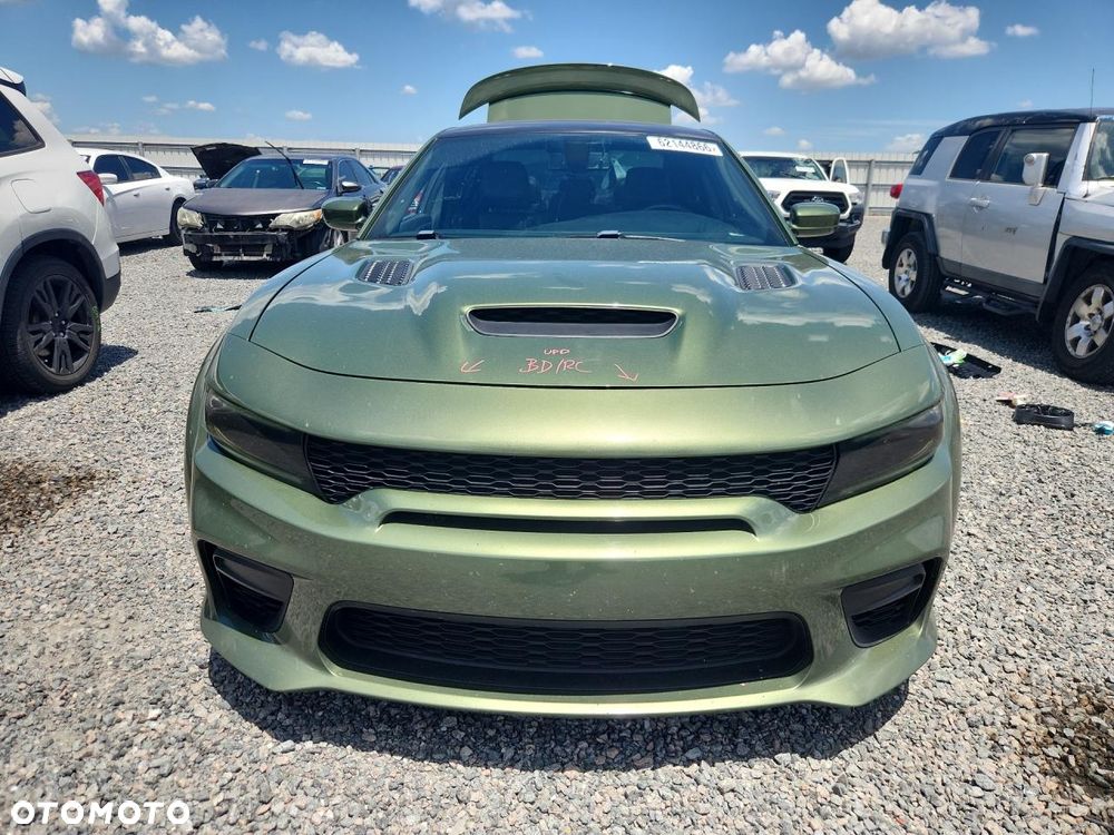 Dodge Charger - 5