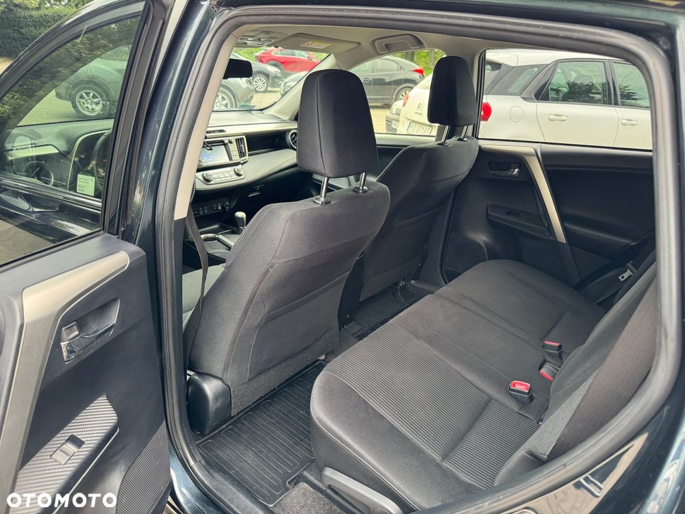 Toyota RAV4 - 12