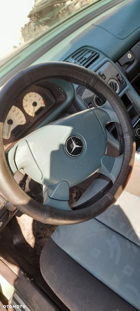 ZDERZAK TYLNY MERCEDES CLK W208 - 10