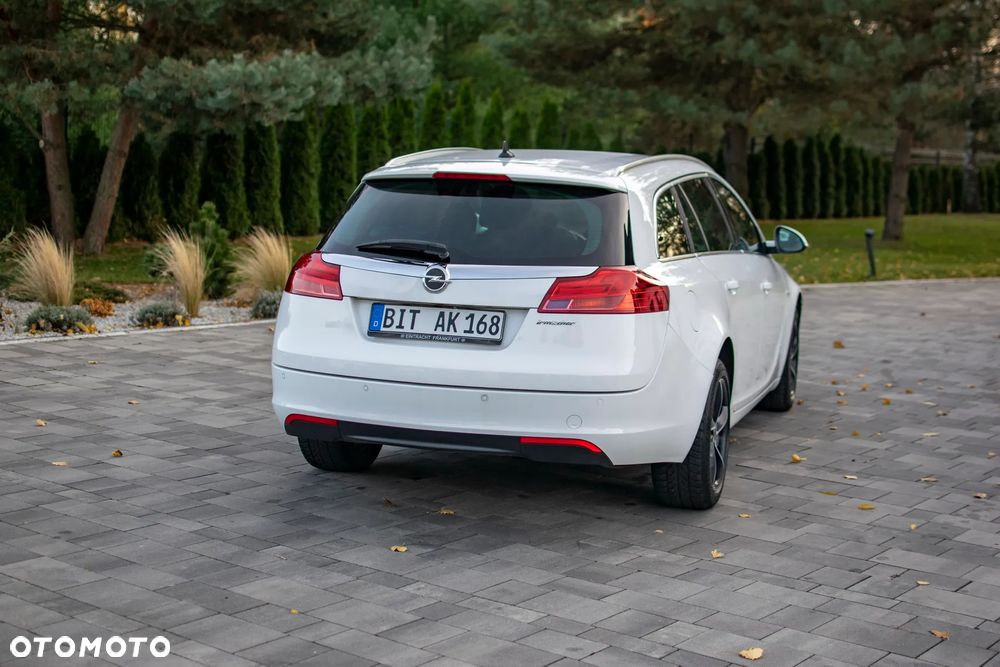 Opel Insignia - 23