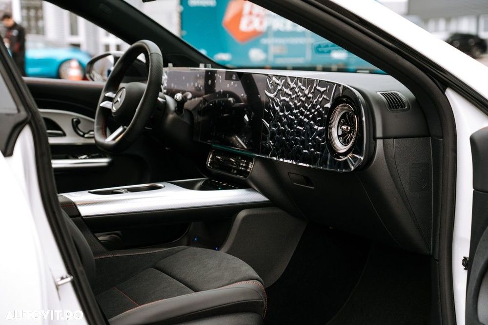 Mercedes-Benz CLA 350 4MATIC Coupe - 19