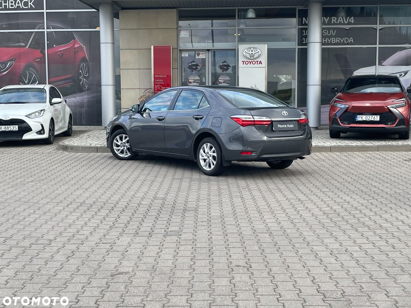 Toyota Corolla - 4