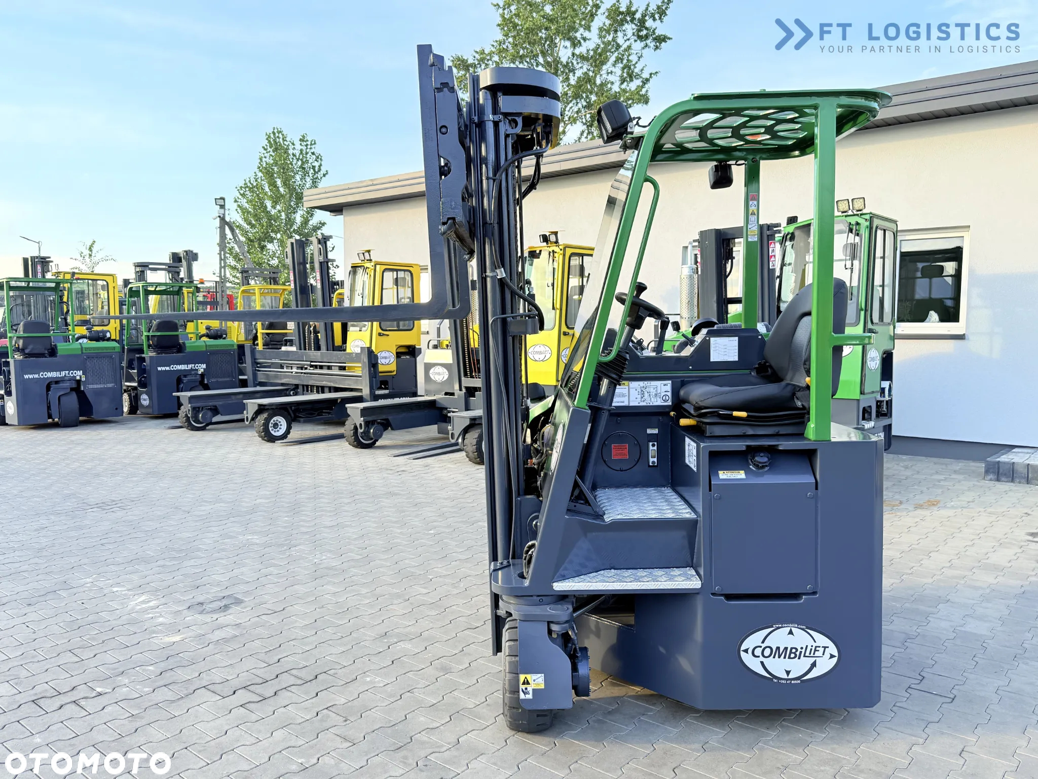 Combilift C2500CB / TRIPLEX / 5500MM / WOLNY SKOK / DIESEL / JEDYNIE 3768MTH / POZYCJONER / PRZESUW BOCZNY / NOWE OPONY / JAK NOWY / Szeroka oferta wózków czterokierunkowych i bocznych, dopasowanych do różnorodnych potrzeb i zastosowań. - 18