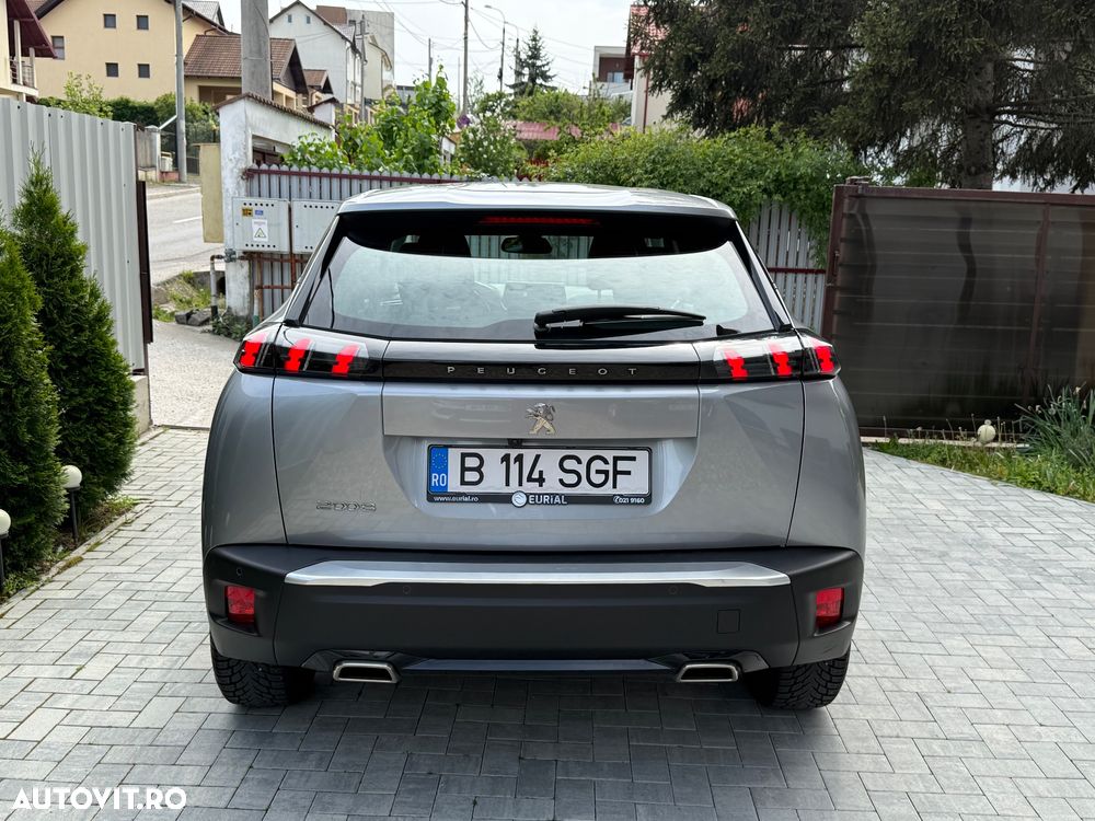 Peugeot 2008 1.2 PureTech Turbo S&S Active - 10