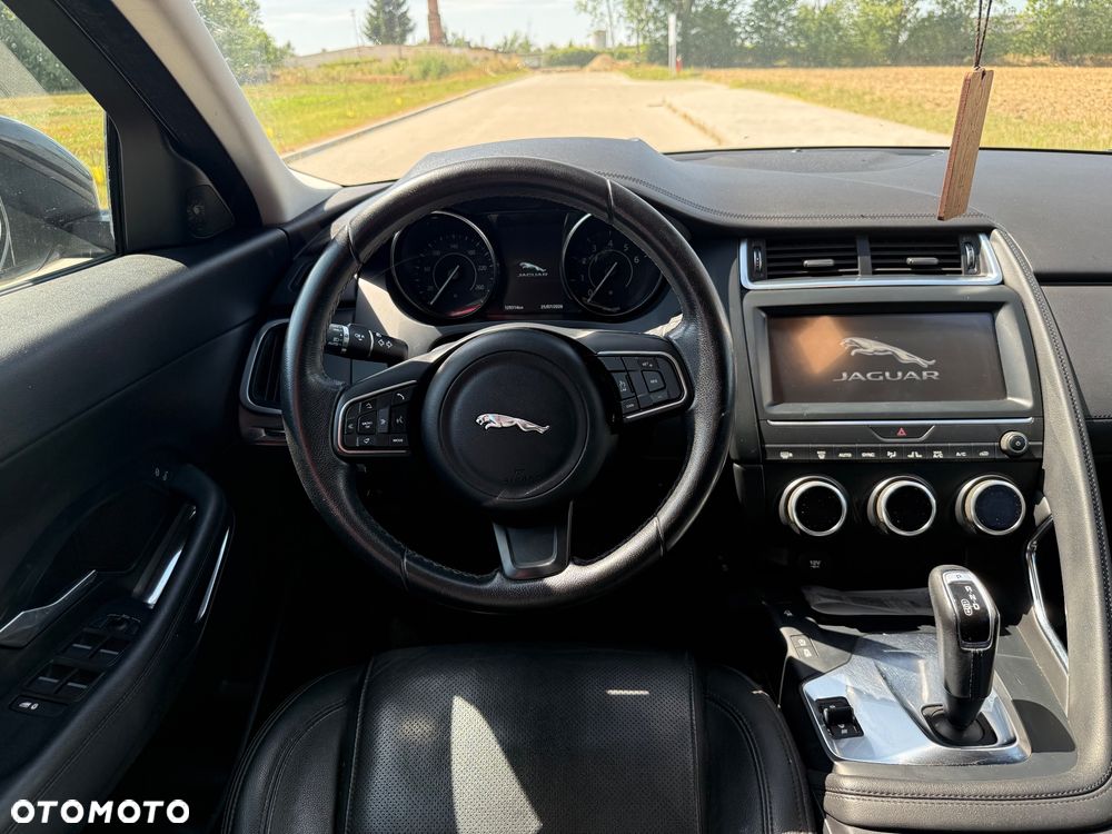 Jaguar E-Pace 2.0 P200 mHEV AWD R-Dynamic S - 10