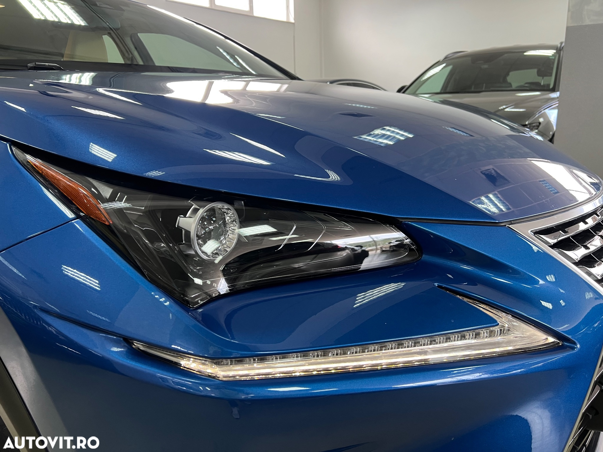 Lexus Seria NX 300h AWD Business - 10