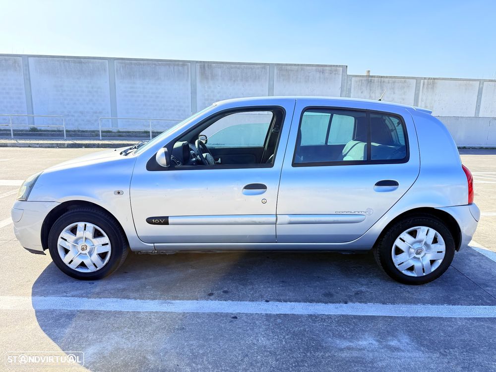 Renault Clio 1.2 16V Authentique - 5